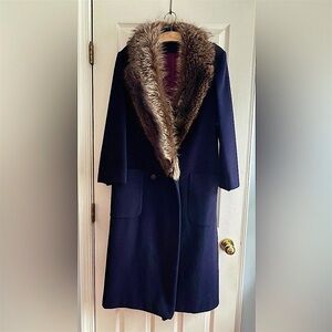 Elegant Navy Coat with Fur Trim